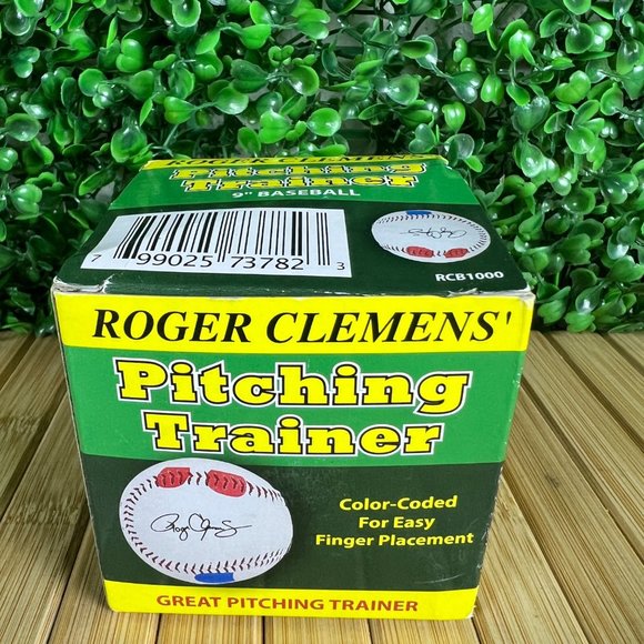 NIB Roger Clemens Pitching Trainer Baseball New - Picture 3 of 10